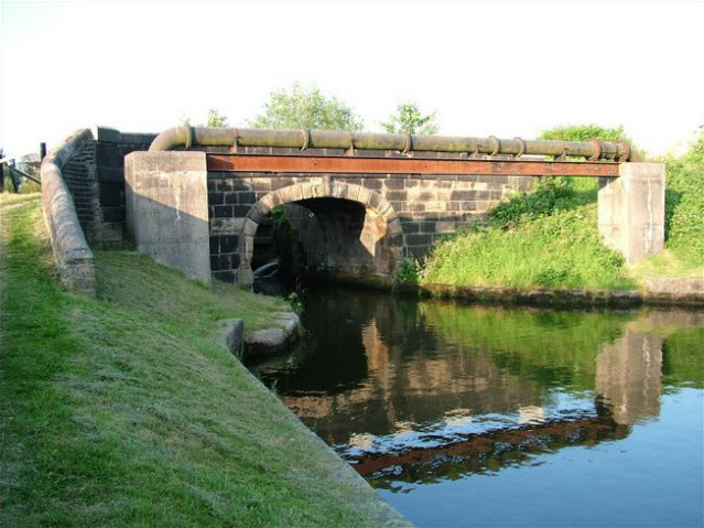 Bridge 56  over canal  south of Lock 05
